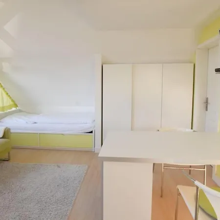 Haus Gorch-fock, App 5